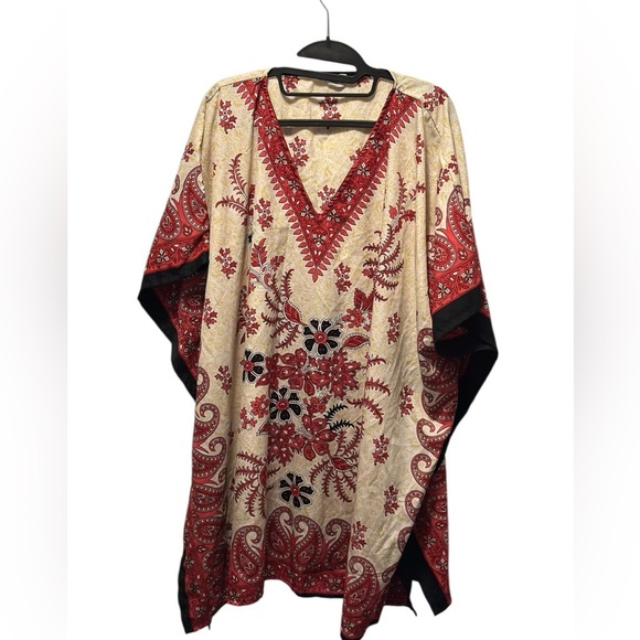 Gypsie Blu One Size Fit All Red and Cream Floral Top - Picture 7 of 7